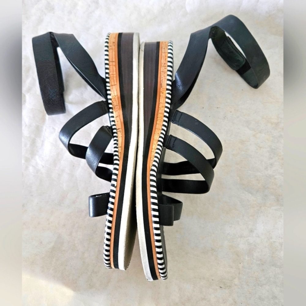 Vince Camuto Moirina Black Strap Wedge Sandals - Picture 3 of 6